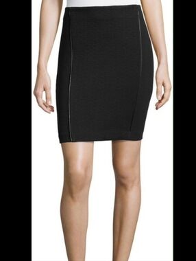 NWT Laundry by Shelli Segal Womans 8
